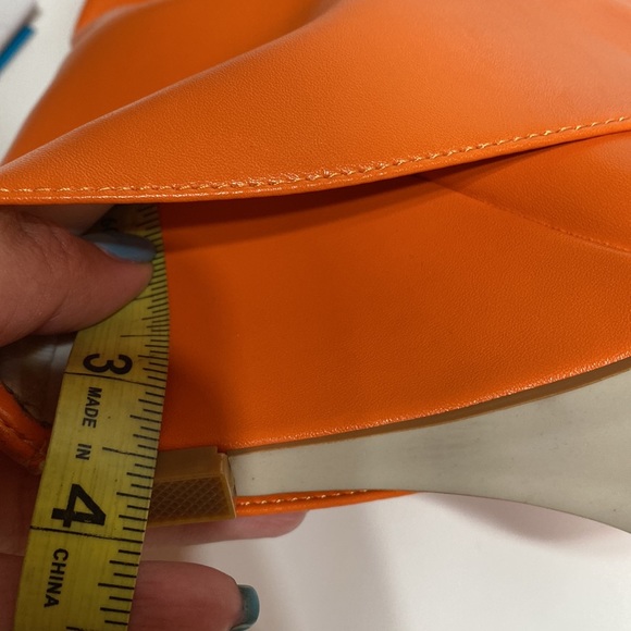 NWOT Azalea Wang “Melina” Stuck on You Pointy Toe Wedge Boot in Orange - Picture 17 of 17